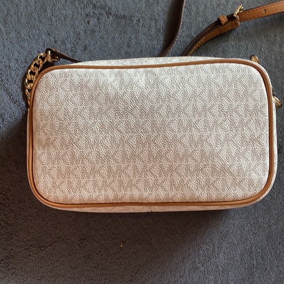 Michael Kors Crossbody bag - Picture 2 of 5
